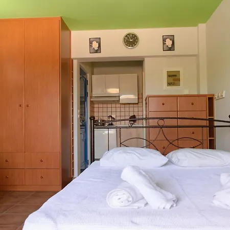 Marys House Апартаменты Порто Хели