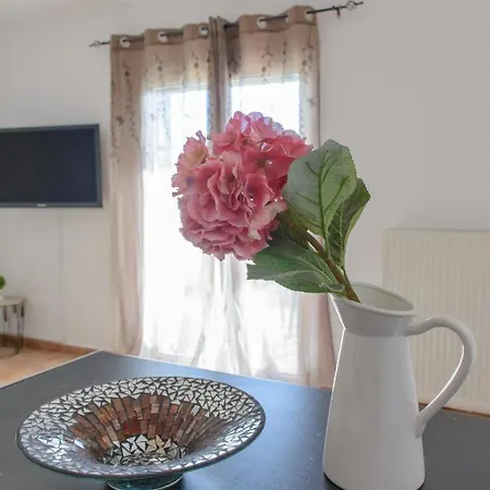 Marys House Апартаменты